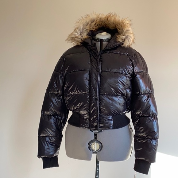 Fashion to Figure Jackets & Blazers - Hooded crop puffer jacket, size 1X,(25)